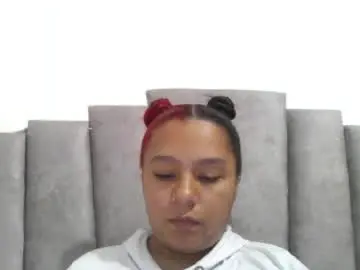 Chaturbate Best live sex cam show of charis_21