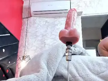 Chaturbate Sex Cam of ivisbouncyass