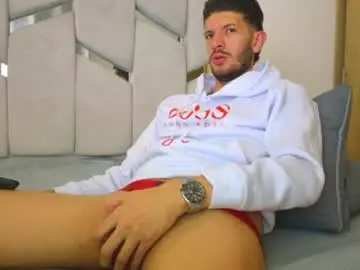 Chaturbate Free Live Porn of max_tayloor