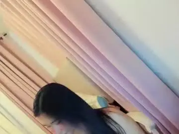 Chaturbate Live Sex Cam of wildkittytrans