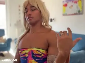 Chaturbate Best live sex cam show of livewithlokkkki