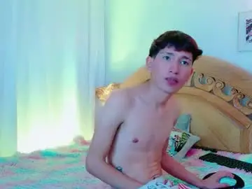 Chaturbate Adult Webcam of yeremmy_twink