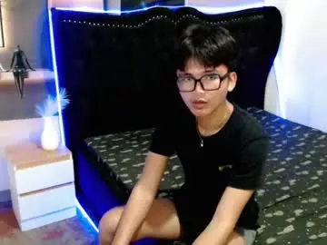 Chaturbate Nude Webcam of yokai24