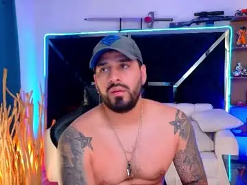 Chaturbate Nude Webcam of maximo_vlda