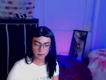 Chaturbate Live Sex Cam of nikol_twink02