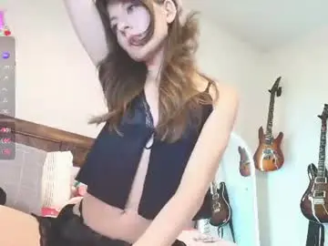Chaturbate Sex Cam of ashleyyylove13