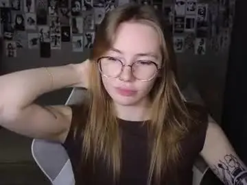 Chaturbate Free Live Porn of littlevildevil