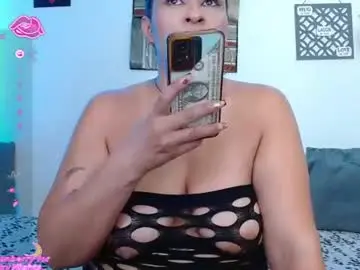 Chaturbate Live Porn of lunarouse__