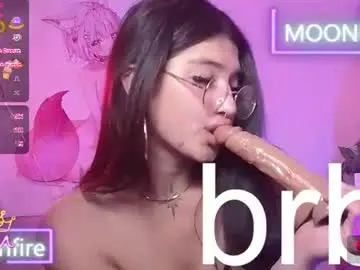Chaturbate Live Sex of moonfiredance