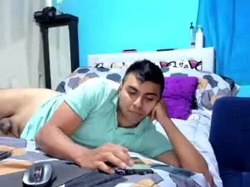 Chaturbate Best live sex cam show of scarletandryan28