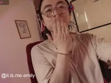 Chaturbate Live Sex of emily_pearl_