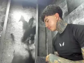 Chaturbate Watch Live Sex Cams of gury_tattoo