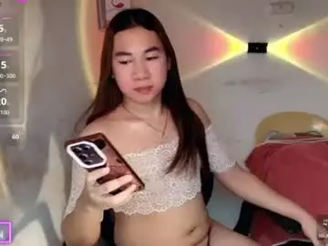 Chaturbate Live Sex Cam of kiella69cum