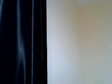Chaturbate Live Sex of petite_melinda