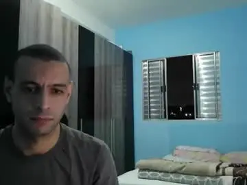 Chaturbate Live Sex Cam of ronnispoto