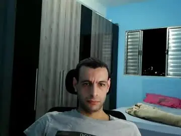 Chaturbate Live Sex Cam of ronnispoto