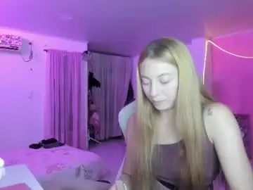 Chaturbate Live Sex of velvetpink777