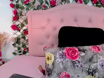 Chaturbate Live Porn of lucycute_1
