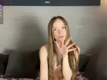 Chaturbate Adult Video Chat of magdalenebirdtail