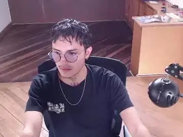 Chaturbate Adult Video Chat of te0__0