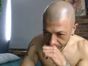 Chaturbate Live Porn of _bonnie__and_clyde