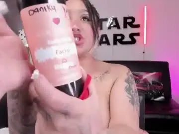 Chaturbate Live Sex Cam of miss_danika