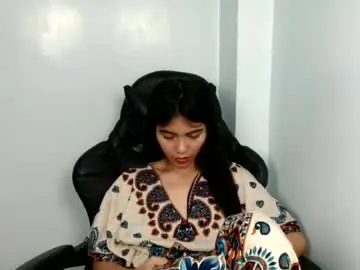 Chaturbate Live Sex Cam of prettylittle_lady