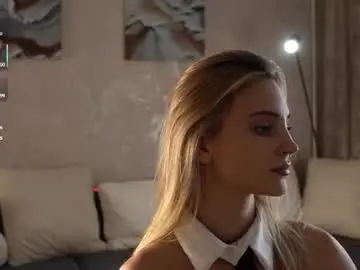 Chaturbate Nude Webcam of beckymadsons