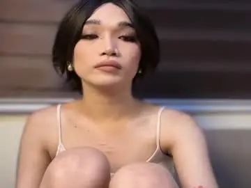 Chaturbate Live Sex Cam of indestructabletrixie