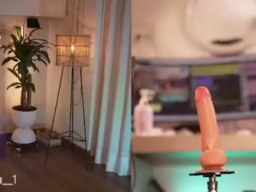 Chaturbate Free Porn Cam of lau__1