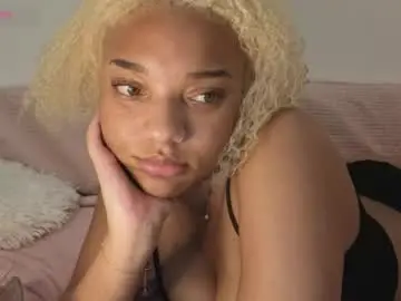 Chaturbate Sex Chat of perkyamberxx