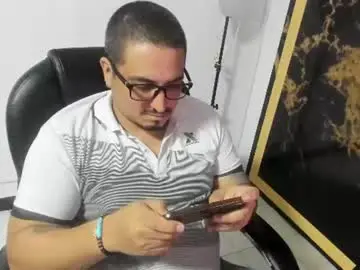 Chaturbate Sex Chat of adan_smith_