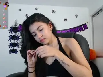 Chaturbate Nude Webcam of ellajonz