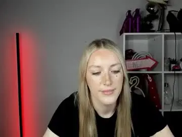 Chaturbate Live Porn of evelynblond