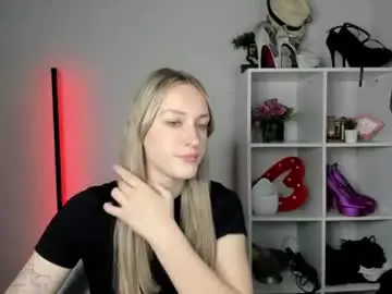 Chaturbate Sex Cam of evelynblond