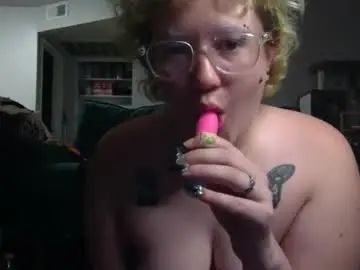 Chaturbate Free Porn Cam of luckylesbians