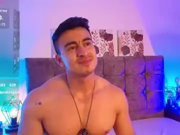 Chaturbate Free Porn Cam of chris_clarck