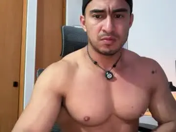 Chaturbate Best live sex cam show of chris_clarck