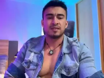 Chaturbate Adult Video Chat of chris_clarck