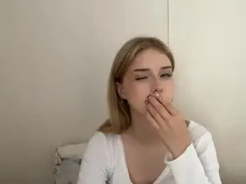Chaturbate Free Live Porn of mewplop