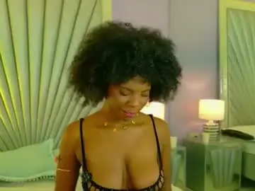 Chaturbate Best live sex cam show of amirajones