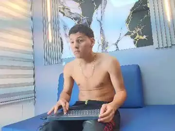 Chaturbate Nude Webcam of carl_west2