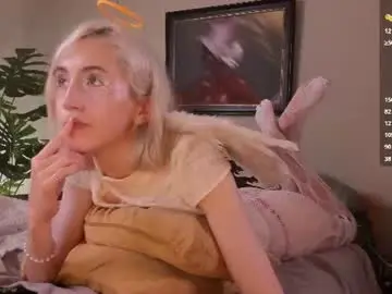 Chaturbate Free Porn Cam of elen__moore