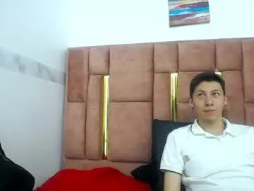 Chaturbate Nude Webcam of ethan_grayy