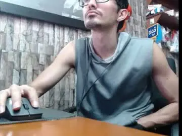 Chaturbate Live Porn of jhosuamoore2