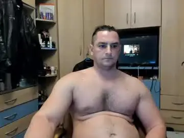 Chaturbate Live Sex Cam of michaelragnar90