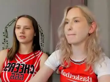 Chaturbate Adult Webcams of lisaluve