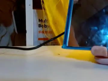 Chaturbate Free Live Porn of bellafoxfuck