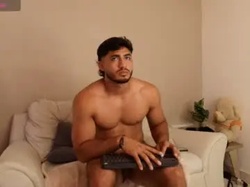 Chaturbate Live Sex Cam of janomar01