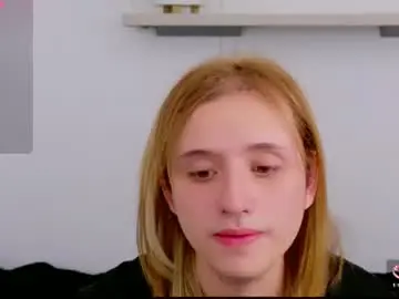 Chaturbate Live Porn of seraphine_star
